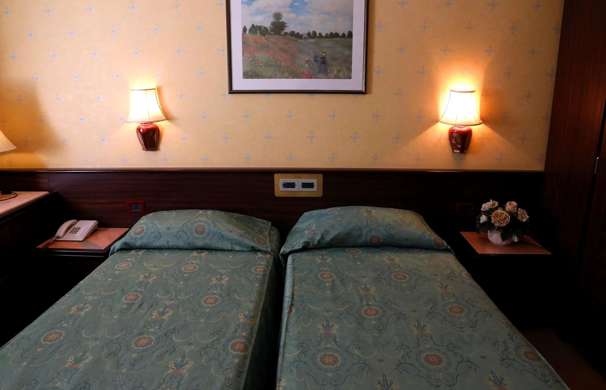Hotel Leonardo Da Vinci Sassari Luaran gambar