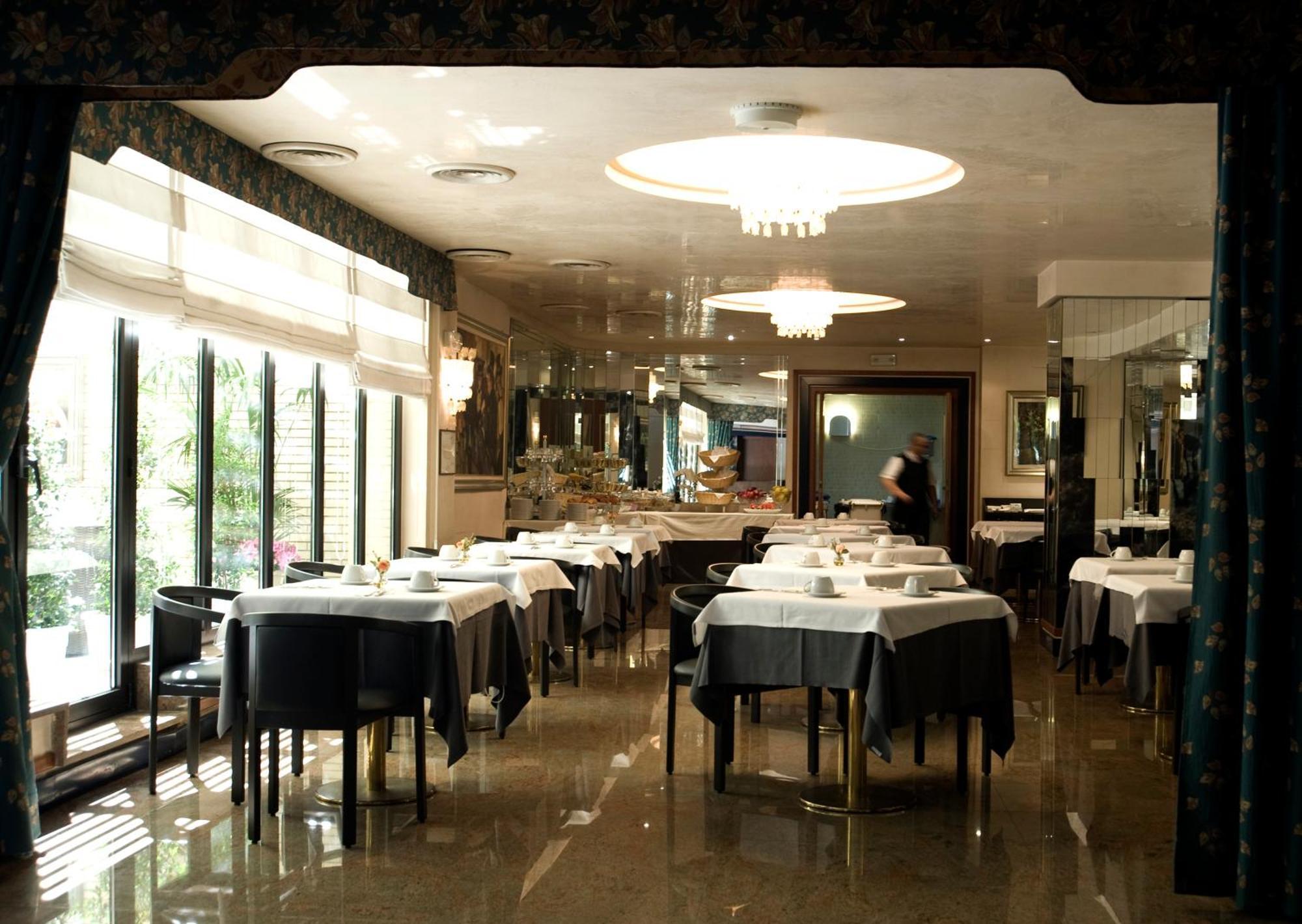 Hotel Leonardo Da Vinci Sassari Luaran gambar