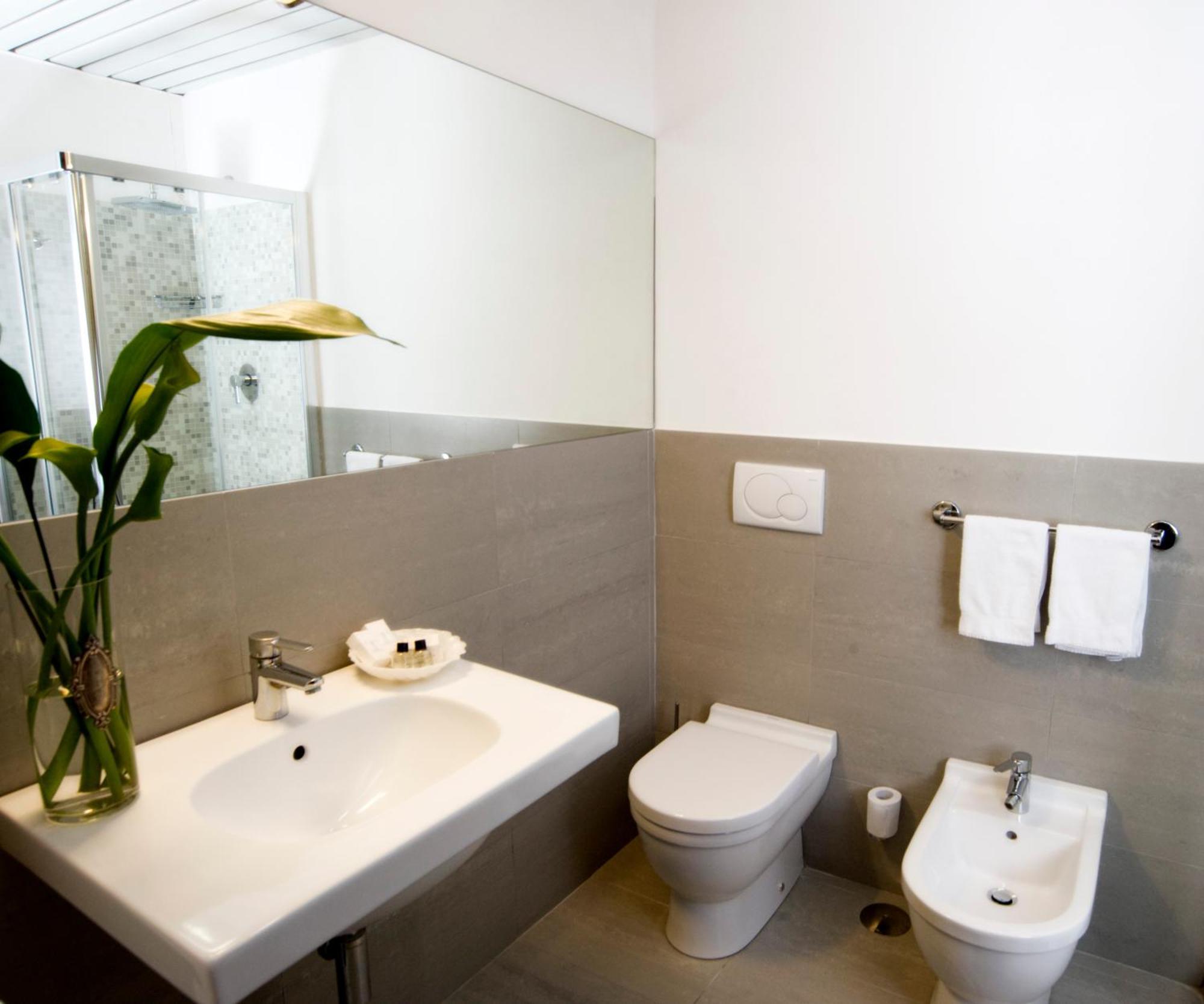 Hotel Leonardo Da Vinci Sassari Luaran gambar