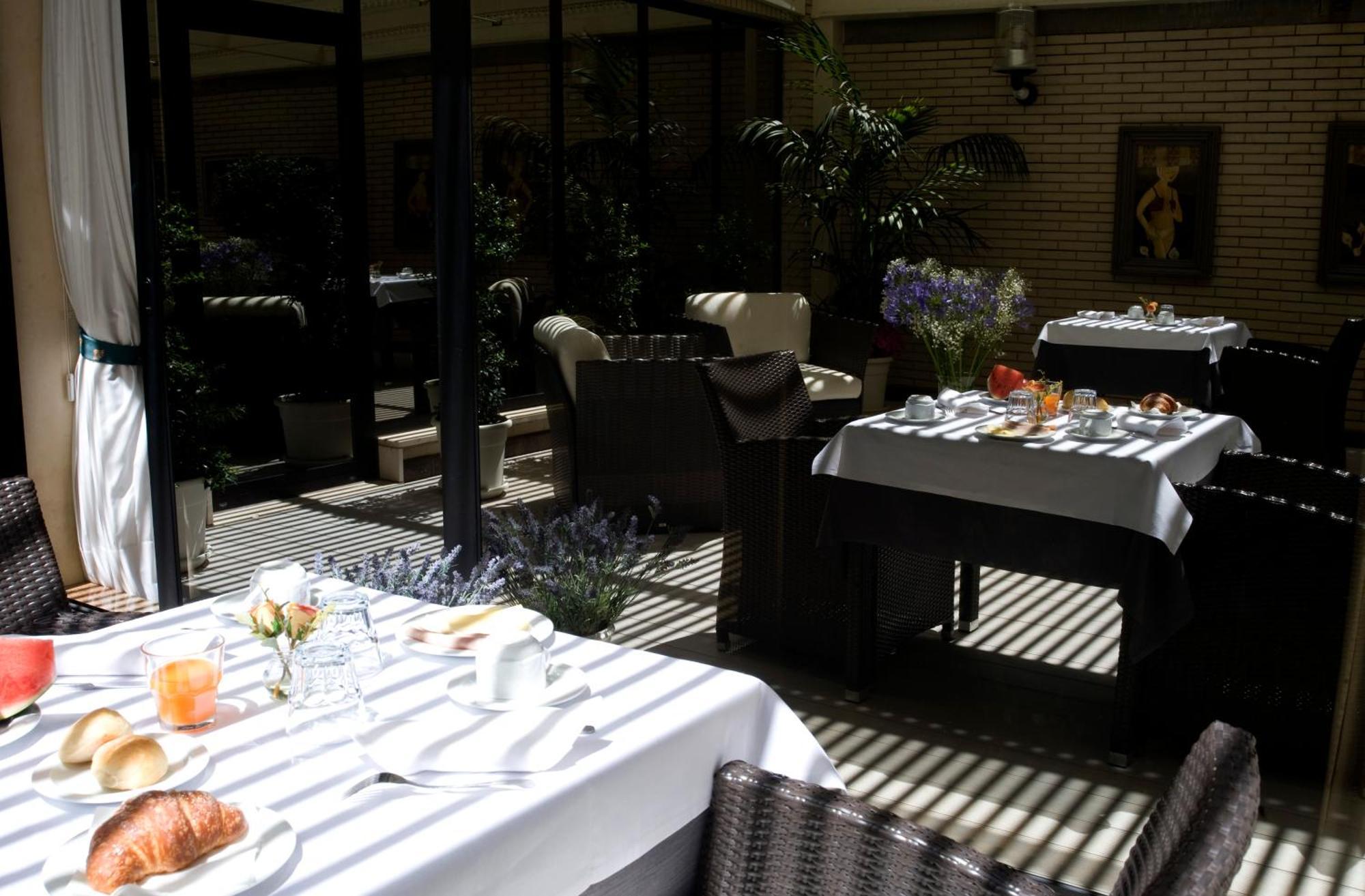 Hotel Leonardo Da Vinci Sassari Luaran gambar