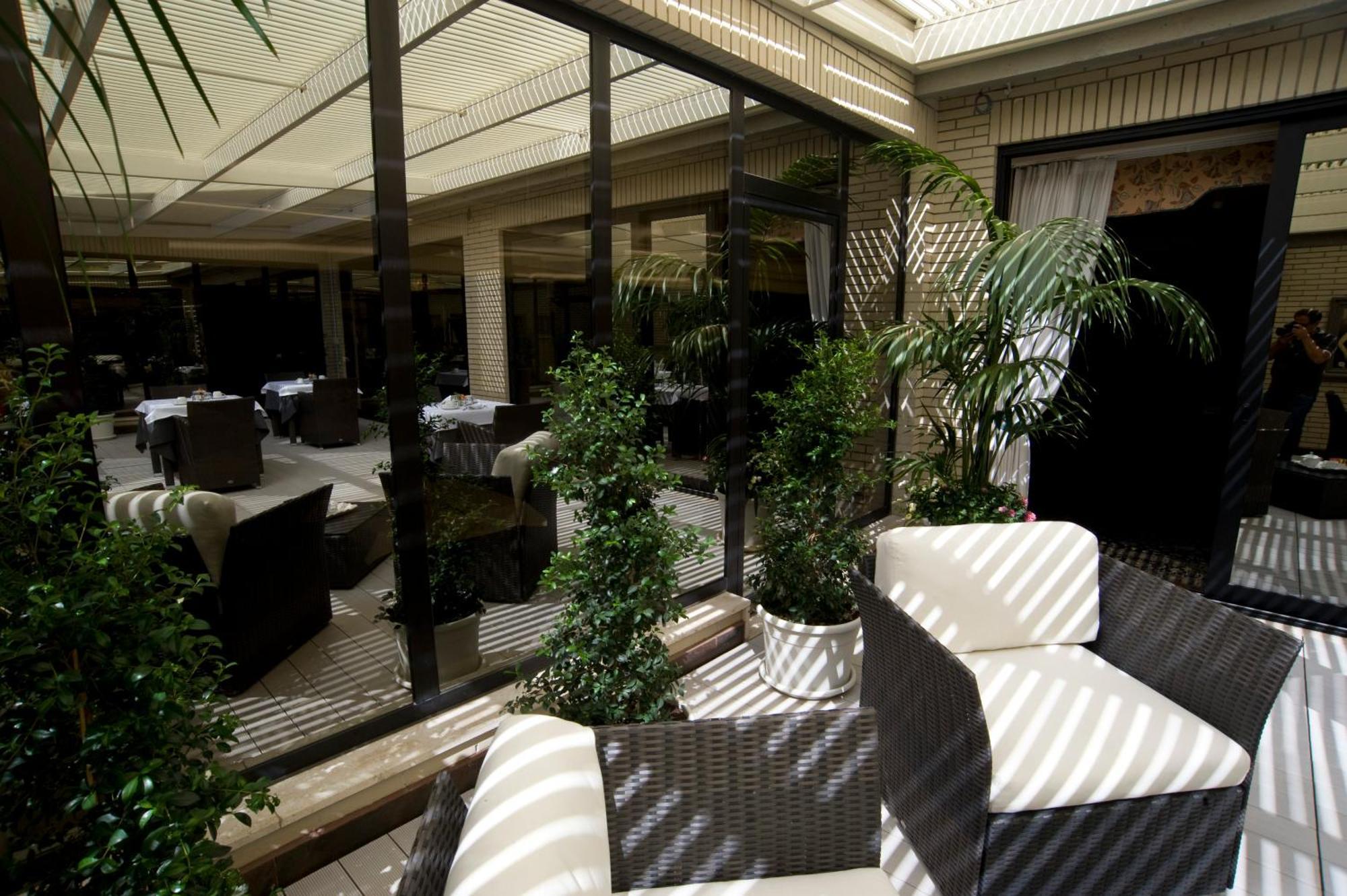 Hotel Leonardo Da Vinci Sassari Luaran gambar