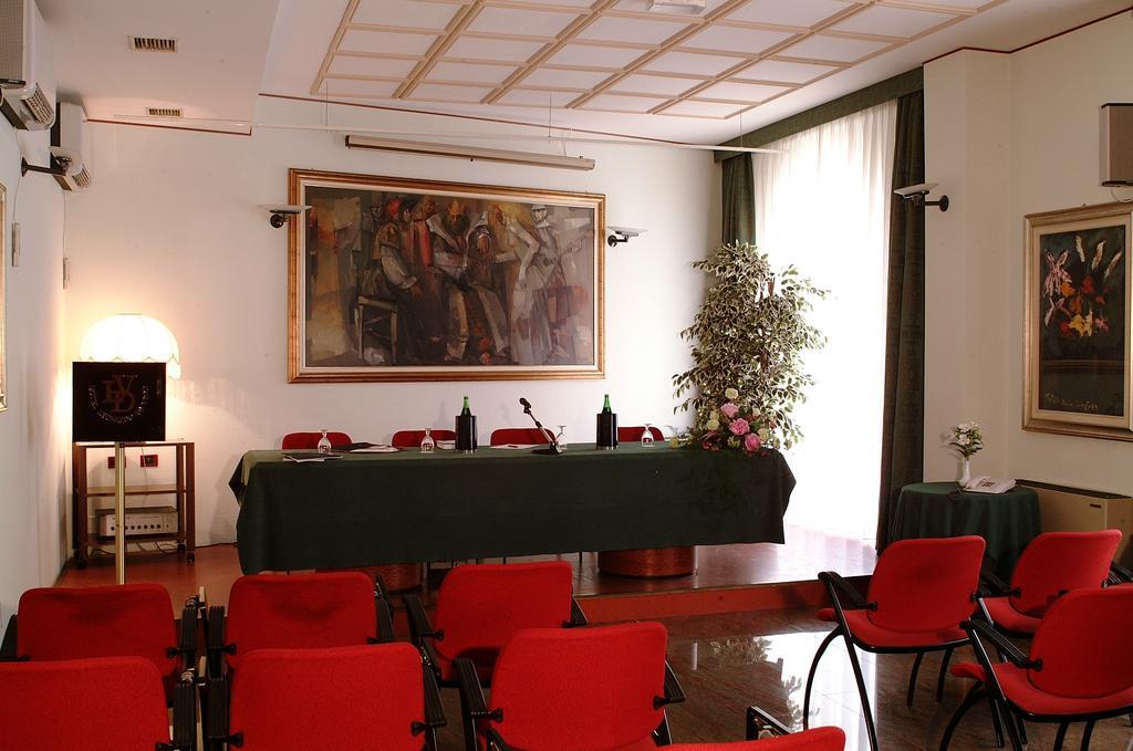 Hotel Leonardo Da Vinci Sassari Luaran gambar