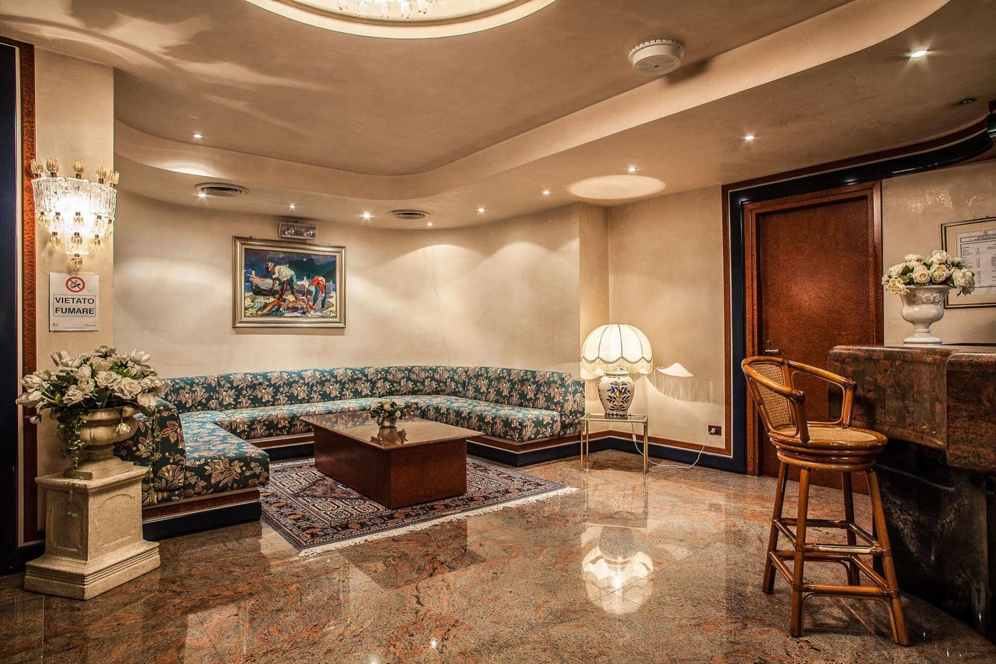 Hotel Leonardo Da Vinci Sassari Luaran gambar