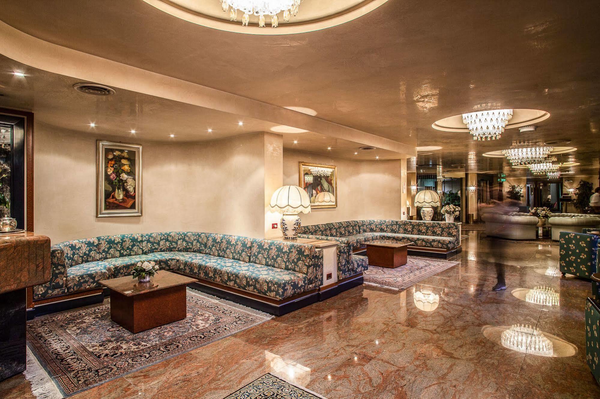 Hotel Leonardo Da Vinci Sassari Luaran gambar