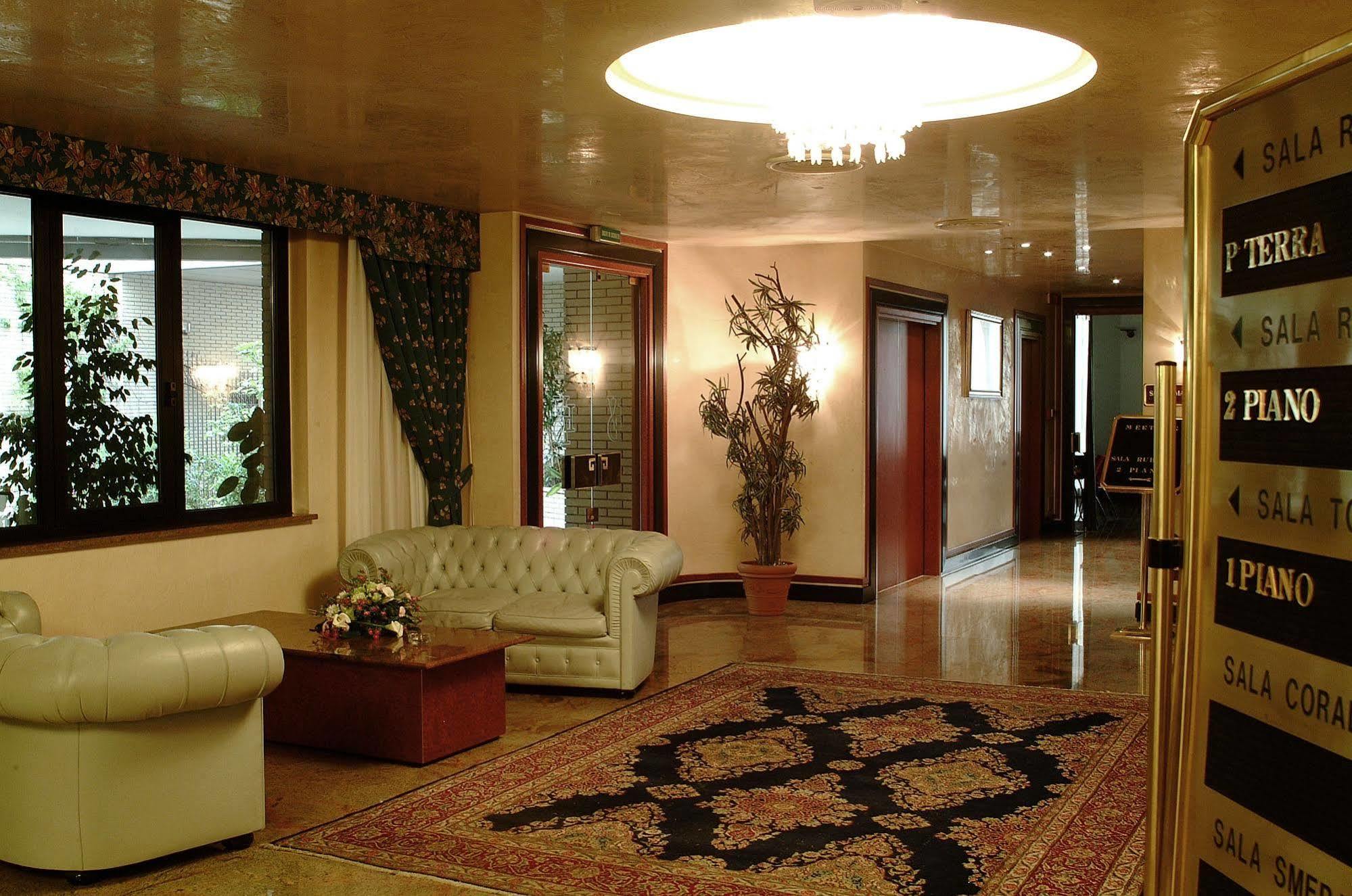 Hotel Leonardo Da Vinci Sassari Luaran gambar