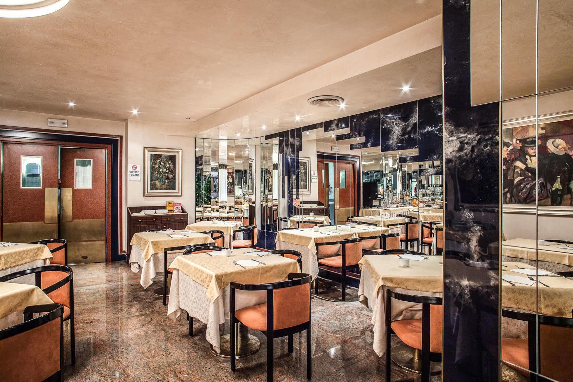 Hotel Leonardo Da Vinci Sassari Luaran gambar