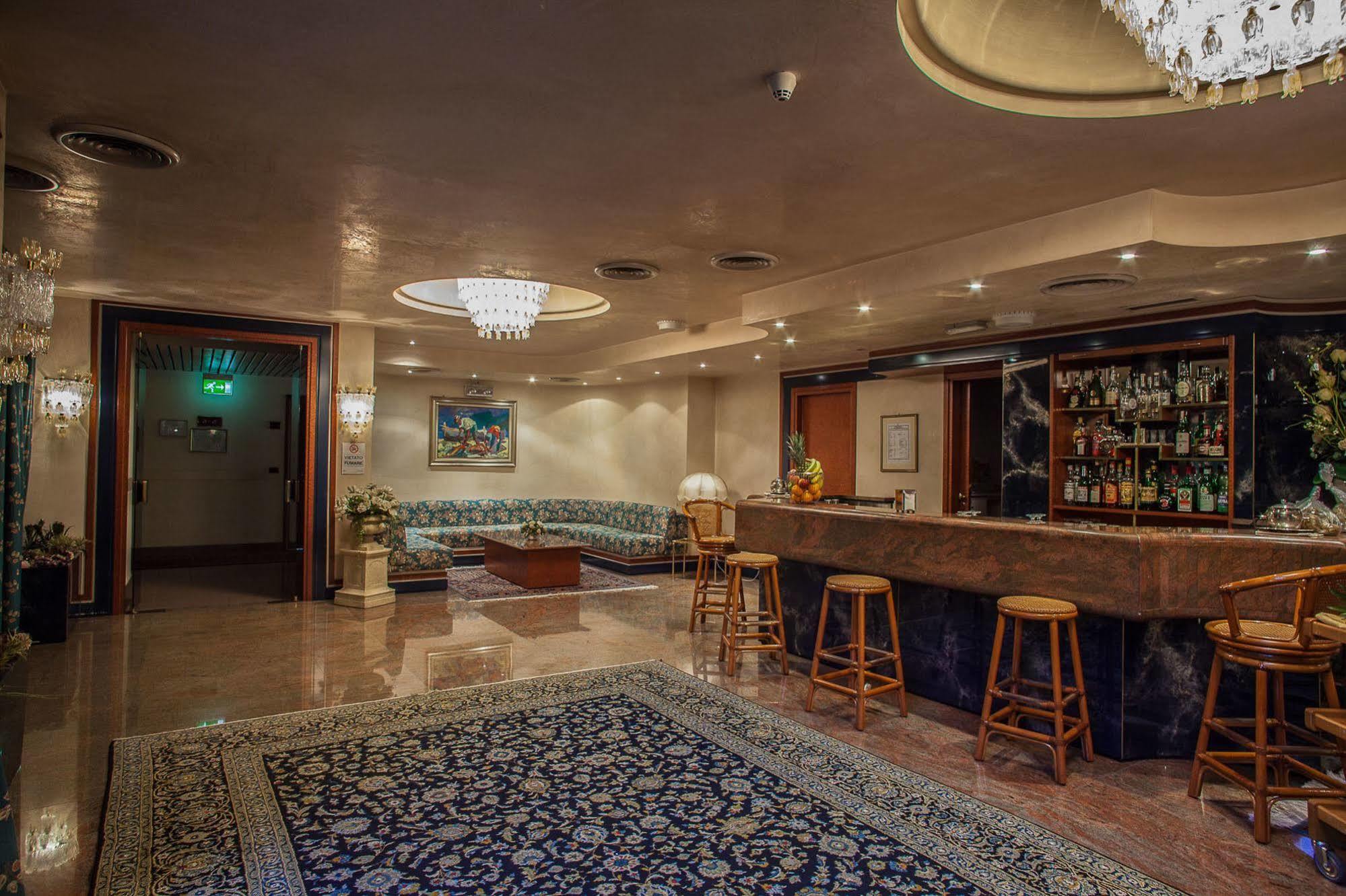 Hotel Leonardo Da Vinci Sassari Luaran gambar