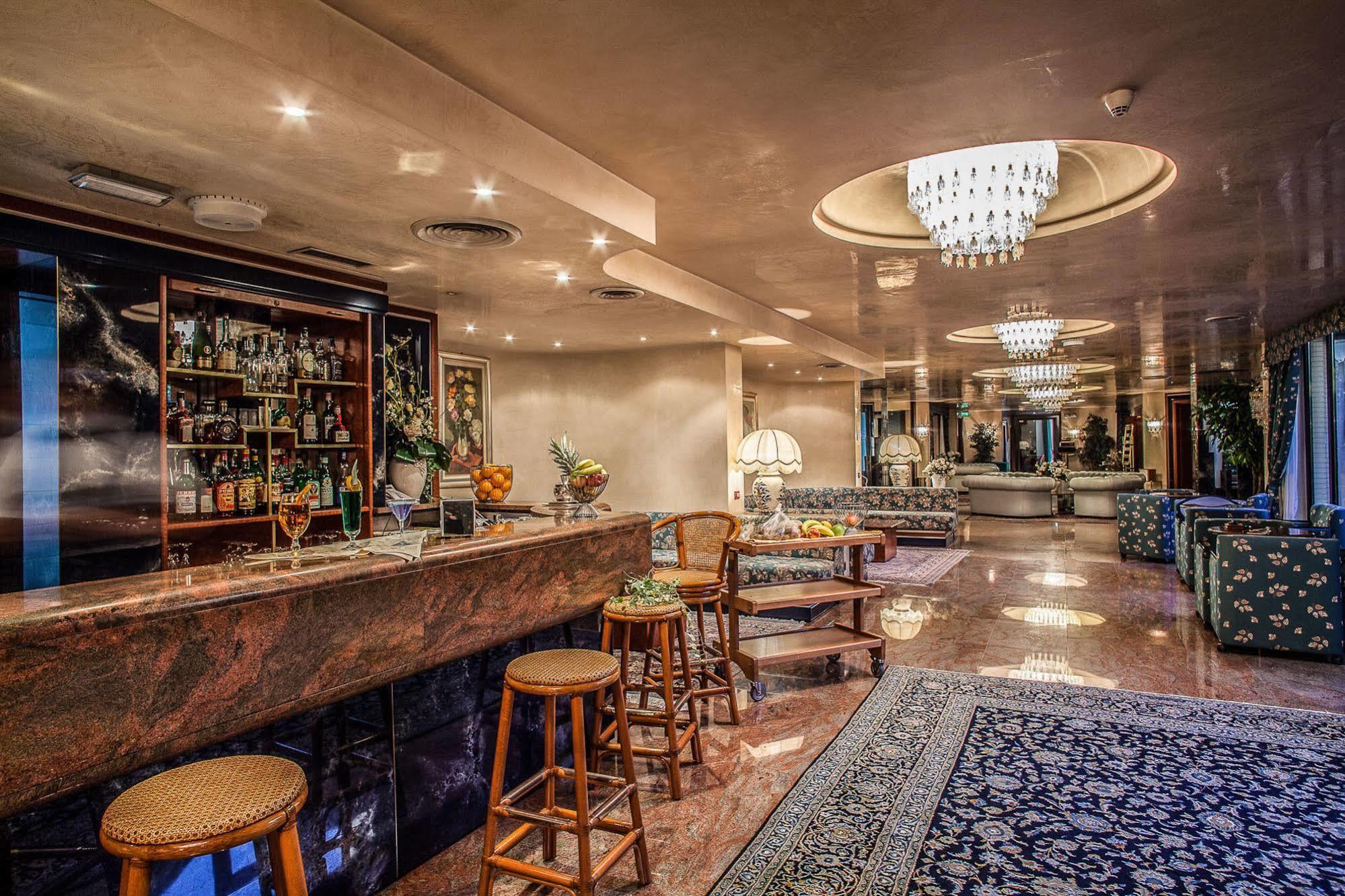 Hotel Leonardo Da Vinci Sassari Luaran gambar