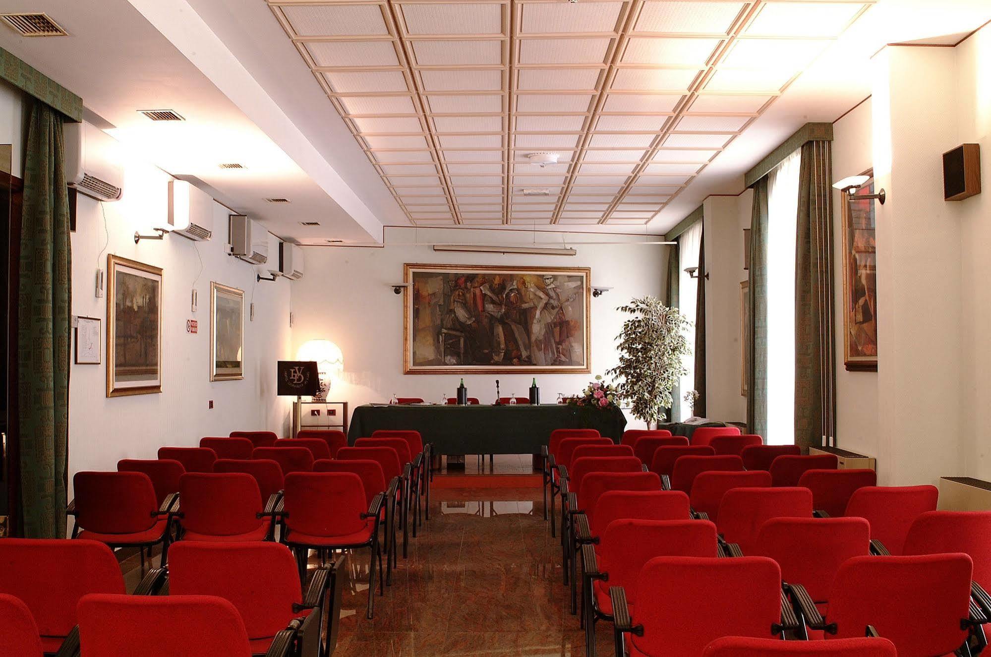 Hotel Leonardo Da Vinci Sassari Luaran gambar